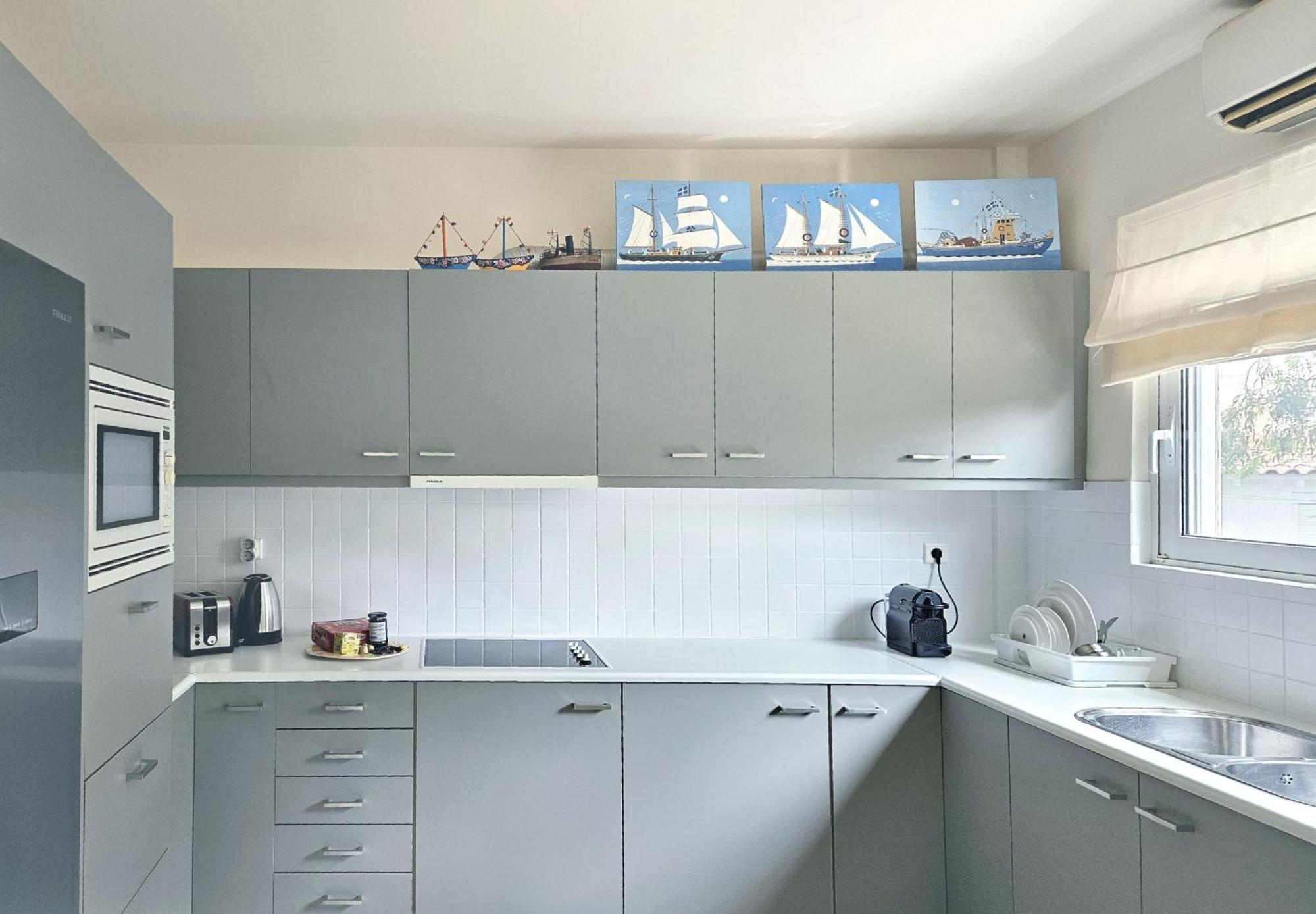 Lagonisi House * Kalivia Thorikou